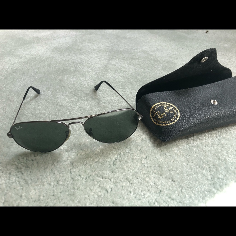 Authentic Ray Ban RB3025 aviator large metal